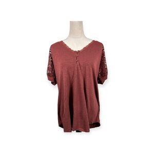 Torrid Supersoft slub Rust colored Lace Sleeve top size 3-3X/22-24